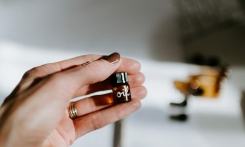 How Essential Oils Promote Health and Wellness